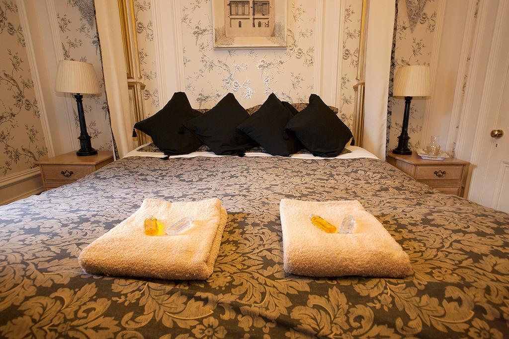 Victoria House B&B Crieff Zimmer foto
